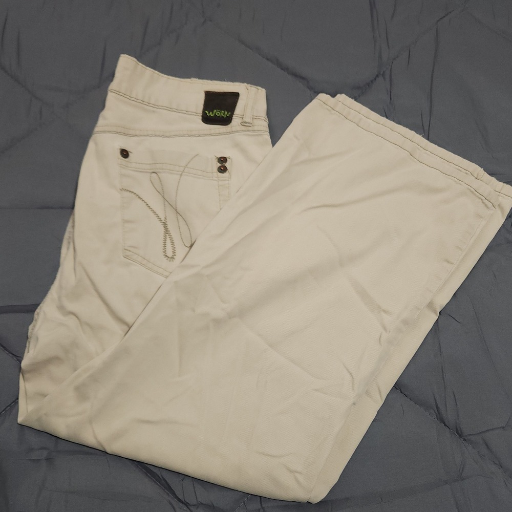 Worn Capri Pants Women's 8 28x23 High Rise Cream Double Button Cropped‎